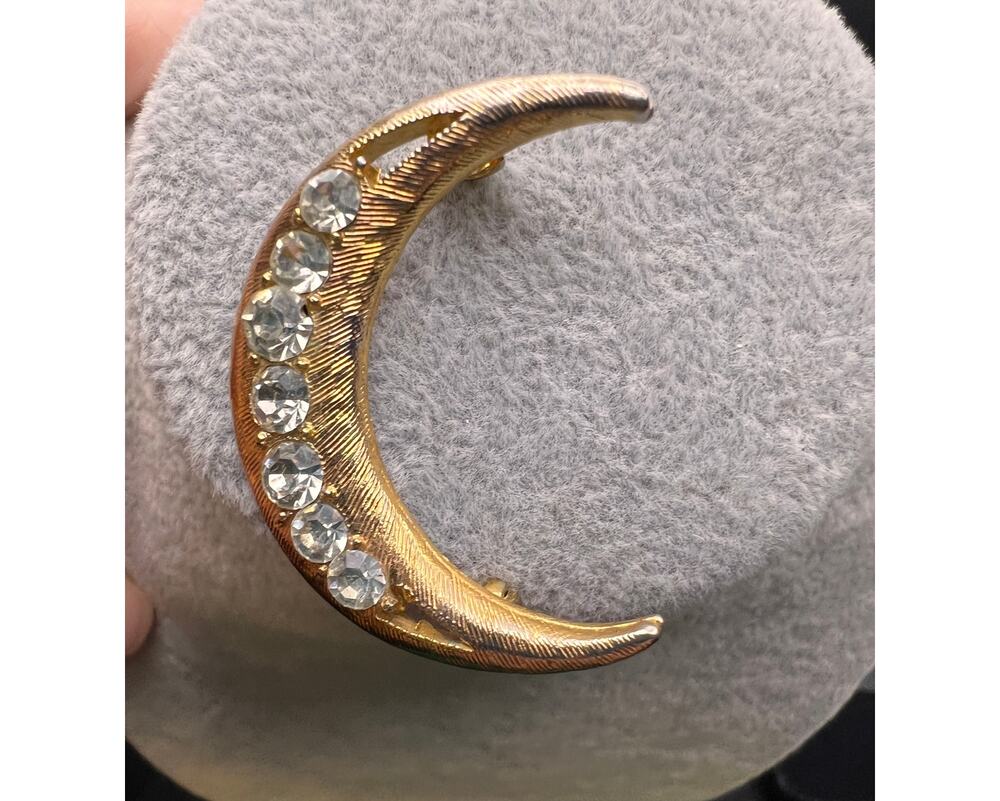 Vintage crescent moon brooch Cinerama Cranston gold tone Rhinestones witchy goth